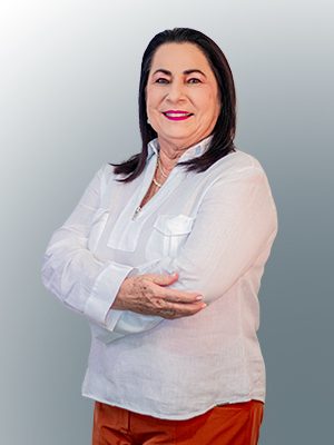 Julieta Farias - Secretária de Saúde